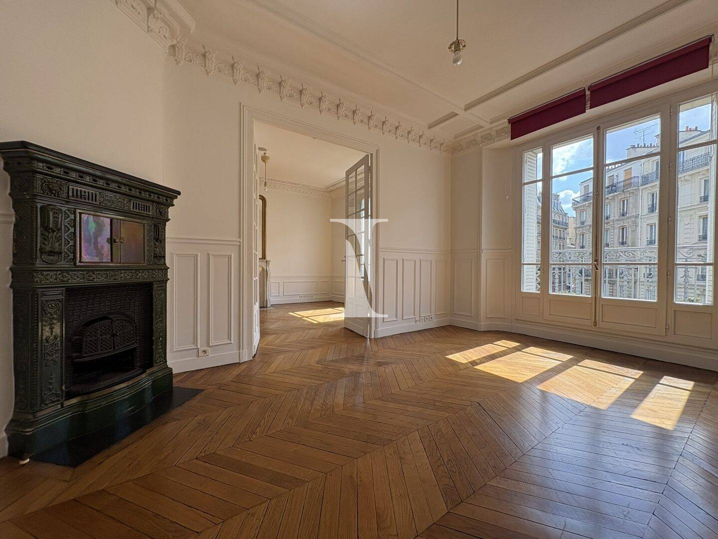 Appartement 4 pièces 90 m² · à Paris 15ème Arrondissement · 89,6 m² · 3 135 €