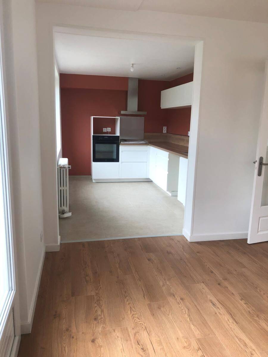 Maison 5 pièces 106 m² · à Valognes · 106 m² · 930 €/mois