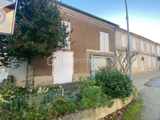 Immeuble à vendre 98 440 € 250 m² École primaire Scaliger-École maternelle Scaliger Agen 47000