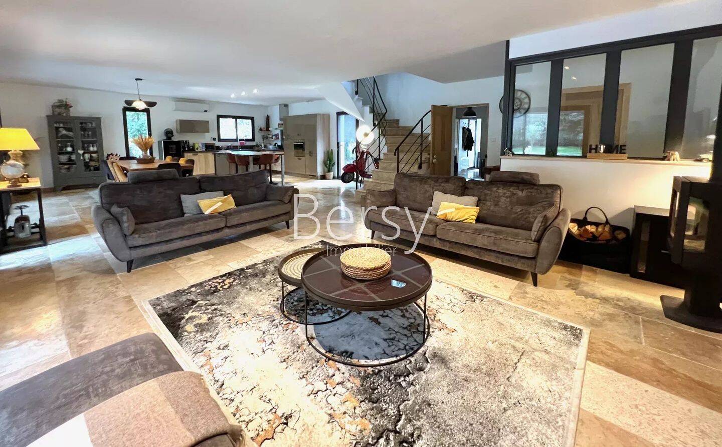 Maison 8 pièces 205 m² · à Saint-Didier · 205 m² · 895 000 €