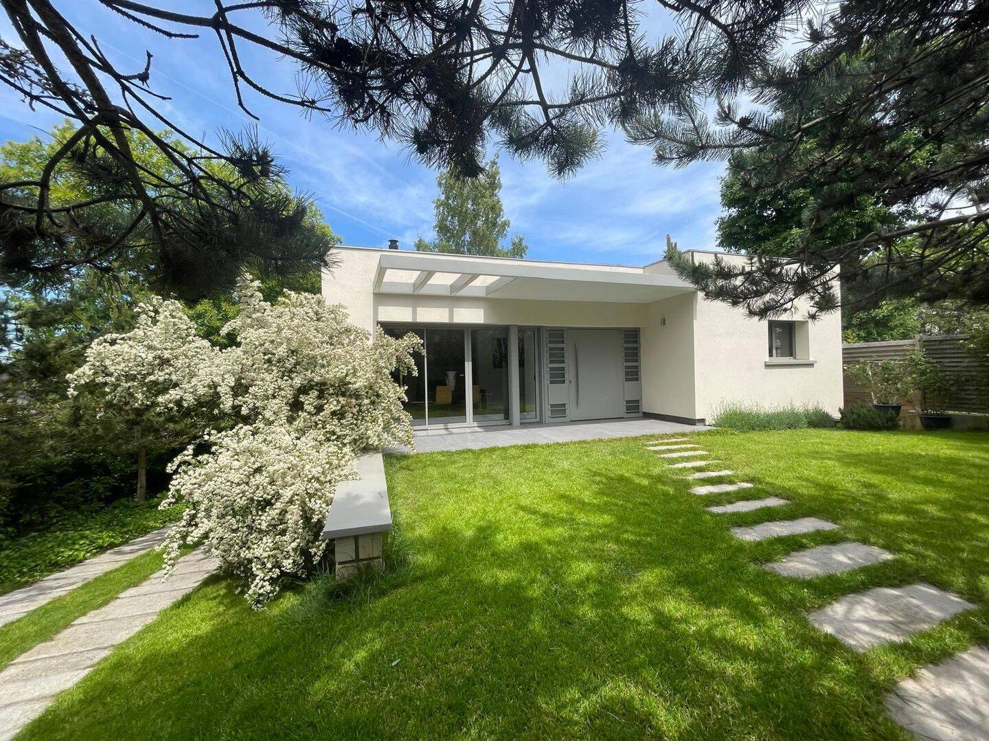 Maison 10 pièces 240 m² · à Vaucresson · 240 m² · 1 699 000 €