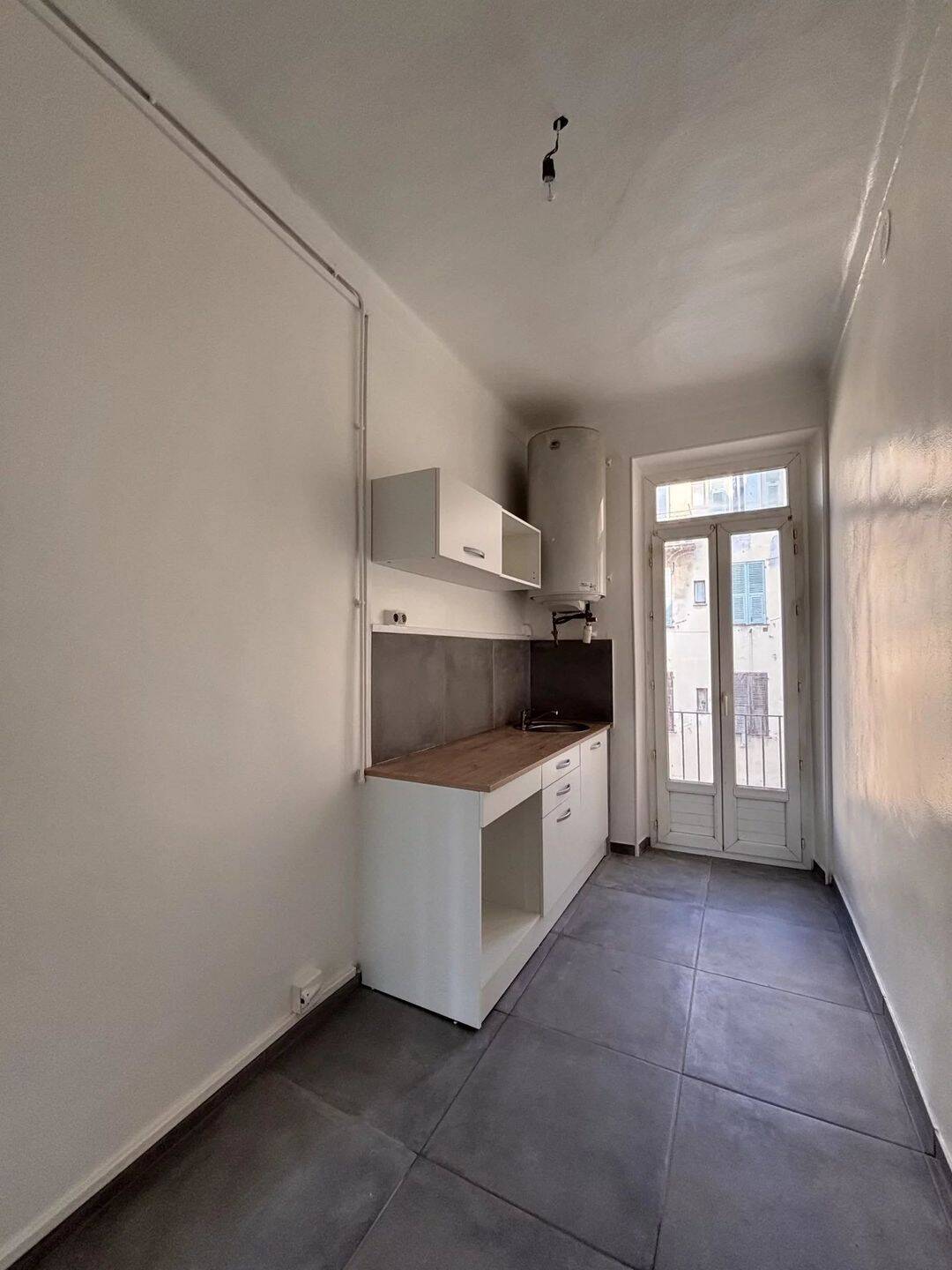 Appartement 3 pièces 50 m² · à Nice · 49,5 m² · 870 €