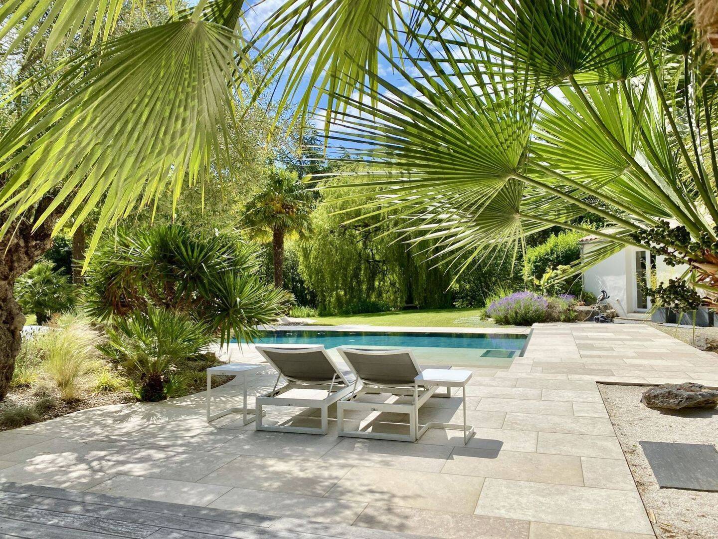 Maison 6 pièces 254 m² · à Saint-Gilles-Croix-de-Vie · 253,5 m² · 1 390 000 €