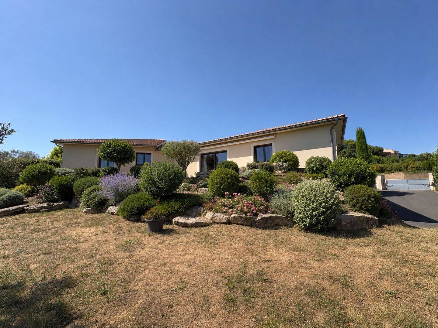 Maison 6 pièces 200 m² · à Millau · 200 m² · 610 000 €