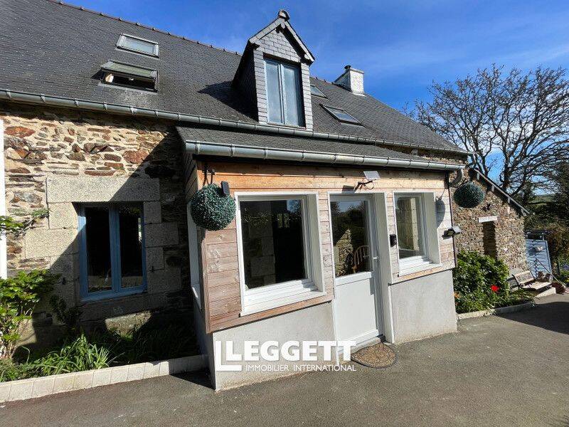 Maison 5 pièces 118 m² · à Saint-Caradec · 118 m² · 166 000 €