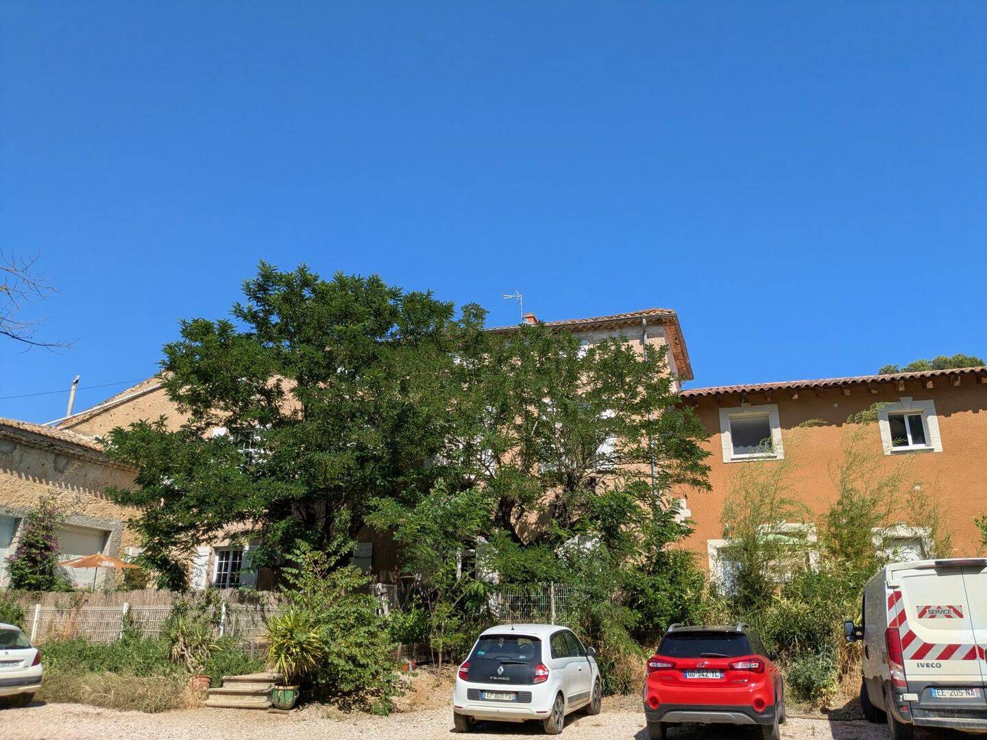 Appartement 3 pièces 90 m² · à Servian · 90 m² · 800 €
