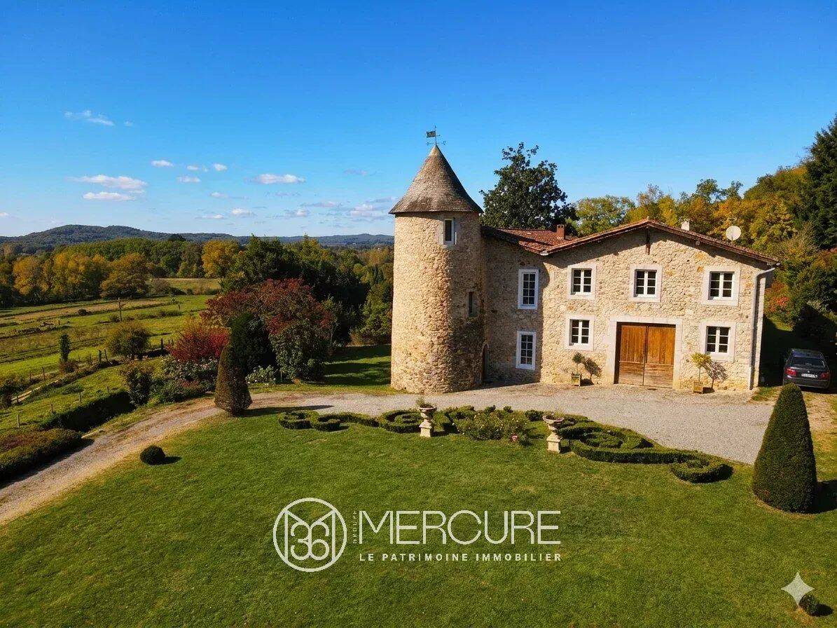Maison 9 pièces 212 m² · à Saint-Lizier · 212 m² · 500 000 €