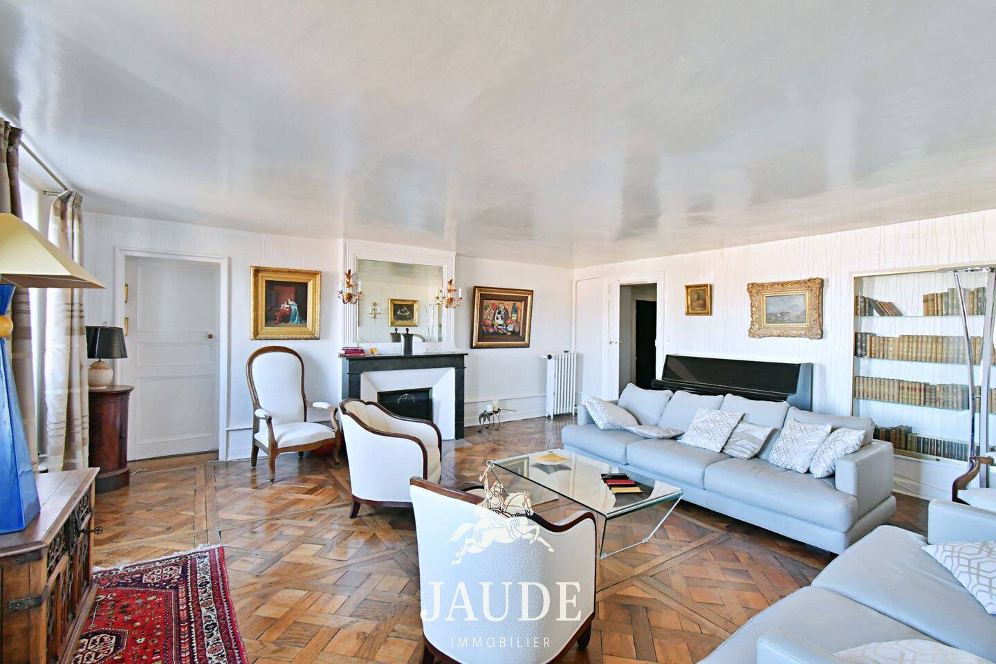 Appartement 6 pièces 208 m² · à Clermont-Ferrand · 207,6 m² · 365 000 €
