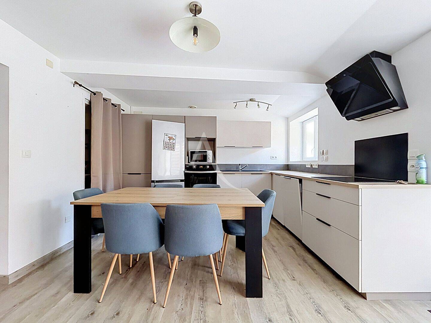 Maison 3 pièces 50 m² · à Chemillé-en-Anjou · 49,7 m² · 809 €/mois