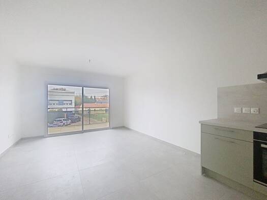 Appartement à louer - Première occupation 1 125 € 3 pièces 2 chambres 61 m² Étage 1/2 Rte de Thionville Est-Rue des Prés Nord Maizières-lès-Metz 57280