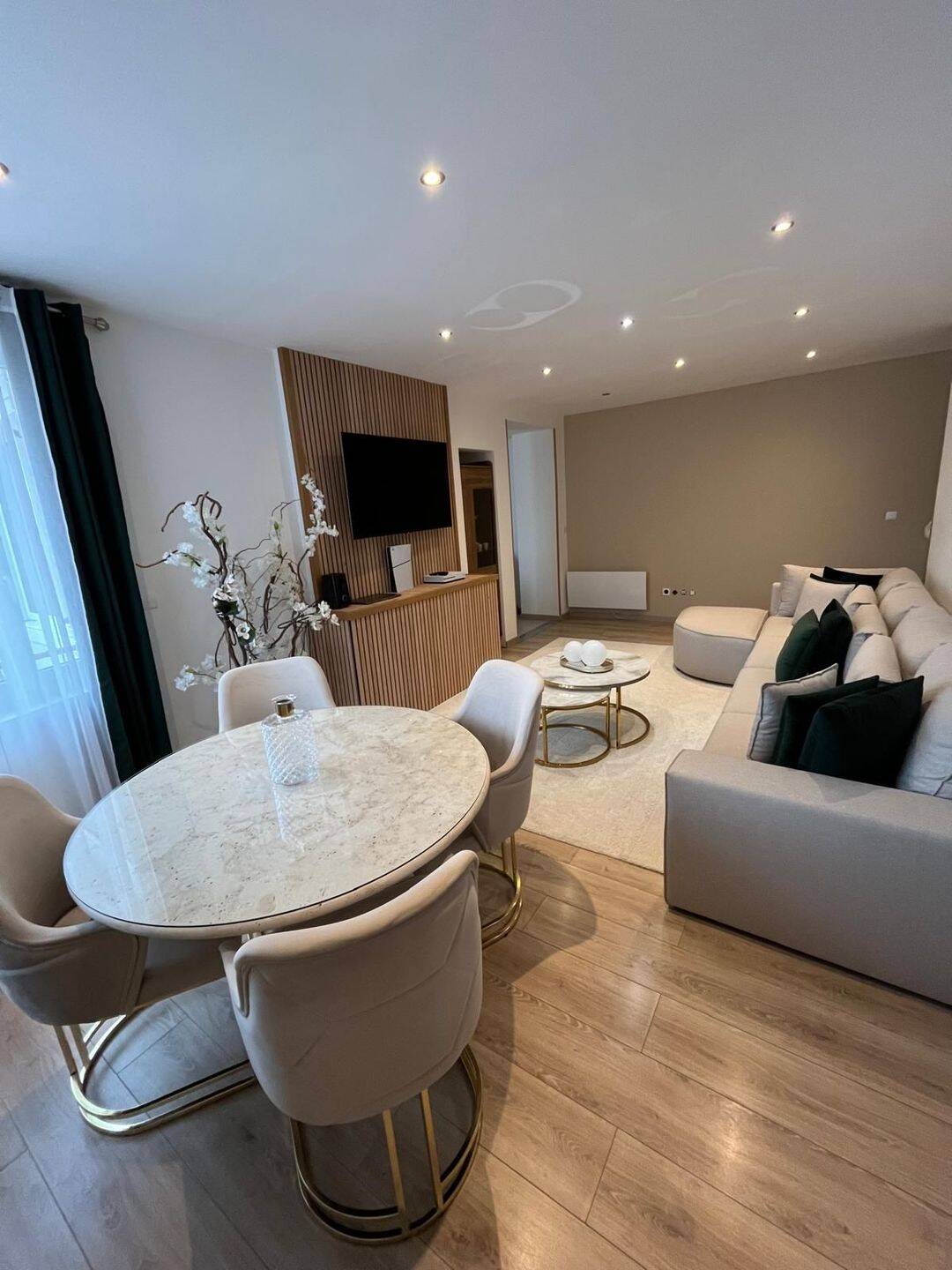 Appartement 5 pièces 96 m² · à Fleury-les-Aubrais · 96 m² · 199 999 €