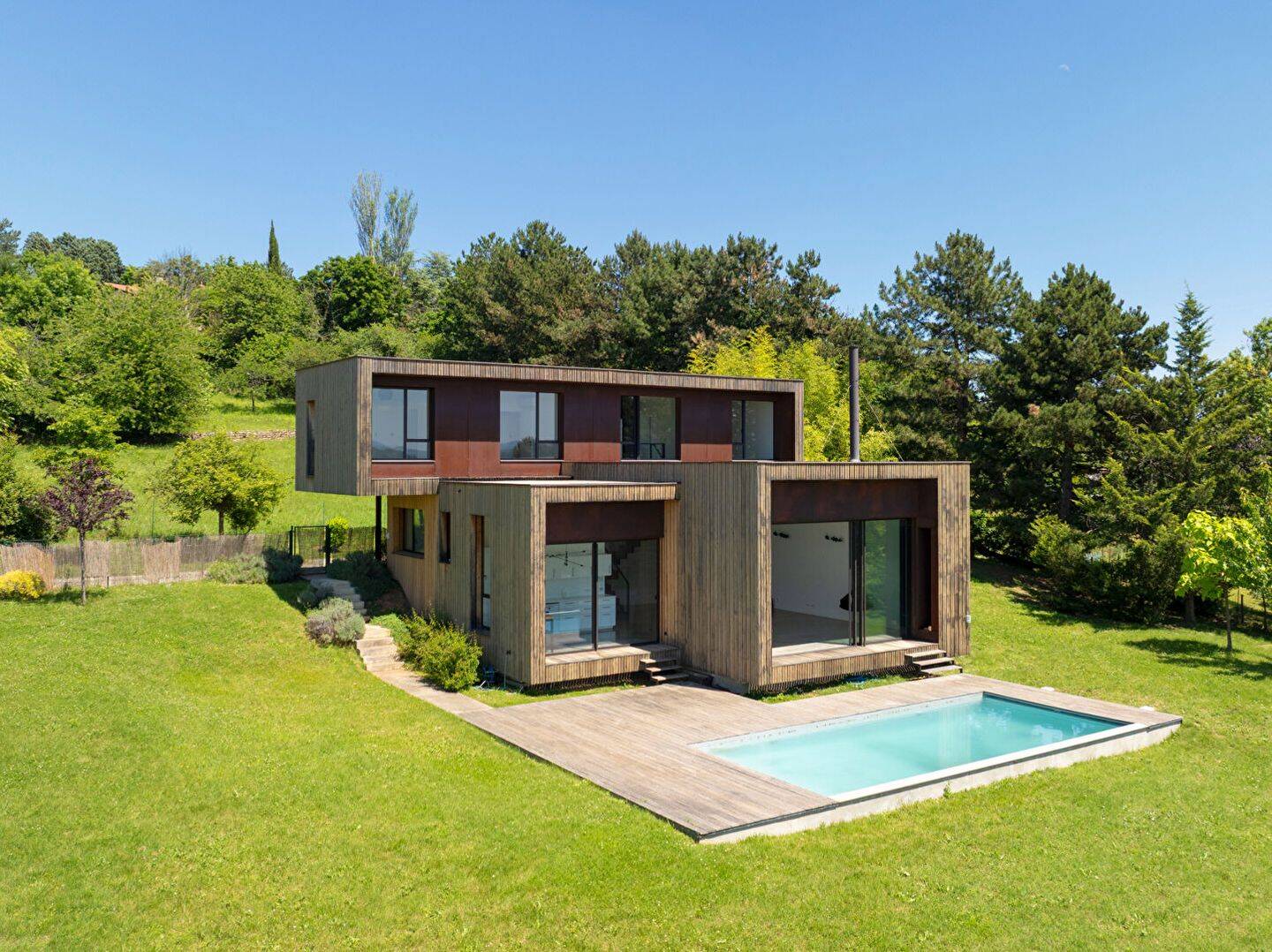 Maison 6 pièces 174 m² · à Sainte-Foy-lès-Lyon · 174 m² · 5 200 €