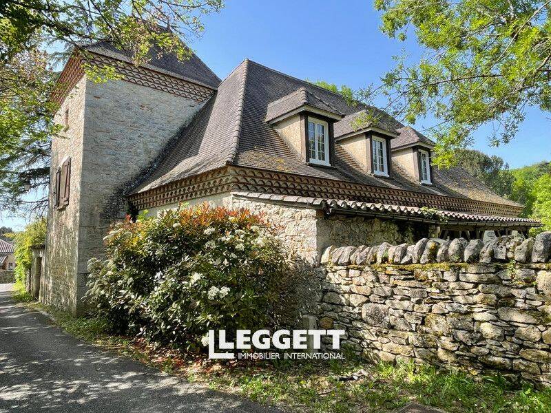 Maison 8 pièces 276 m² · à Pradines · 276 m² · 395 000 €
