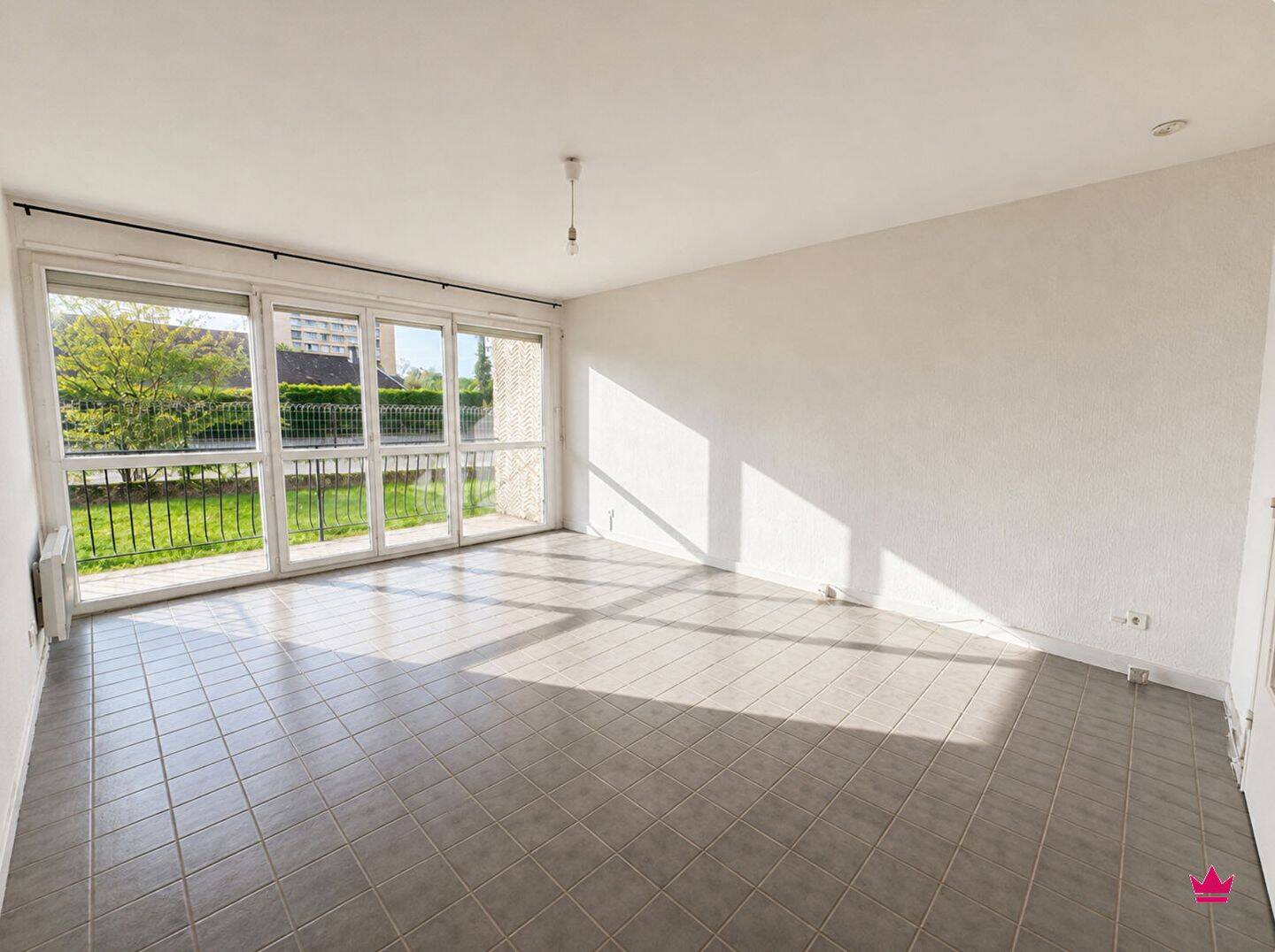 Appartement 1 pièce 34 m² · à Saint-Priest · 33,9 m² · 505 €/mois