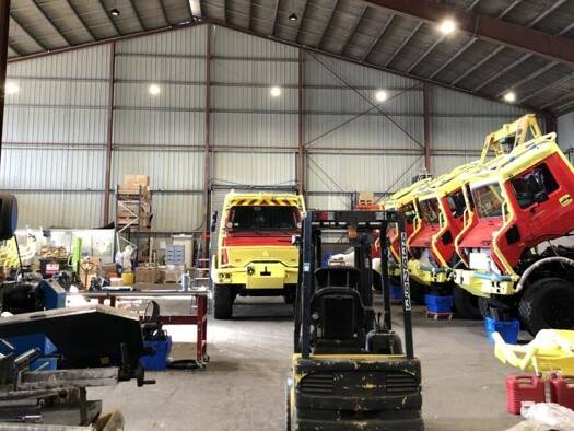 Entrepôt à louer 5 900 € 1 200 m² d'espace de stockage Ouest-Zones d'Activités-Quais Bassens 33530