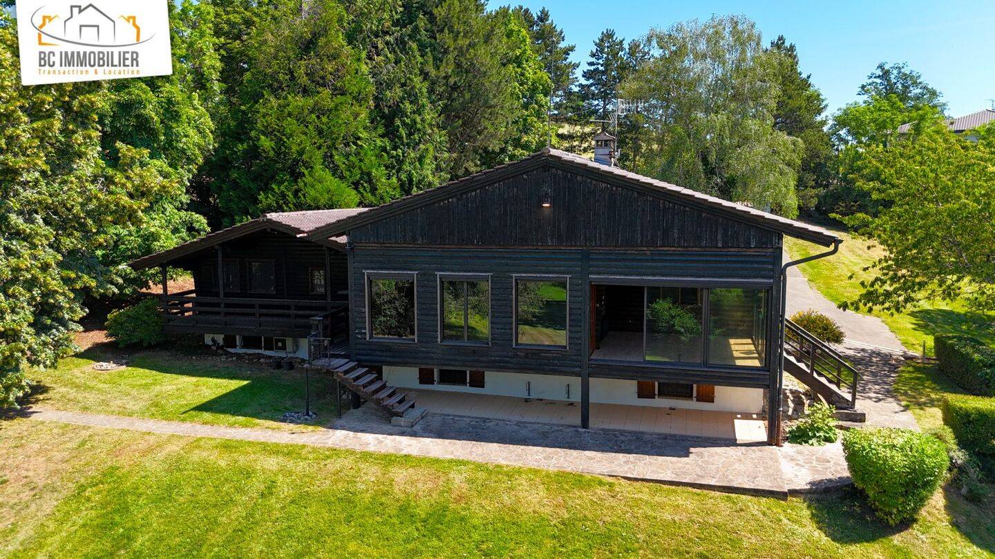 Maison 8 pièces 270 m² · à Grilly · 270 m² · 1 800 000 €