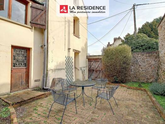 Maison de ville à vendre 599 000 € 8 pièces 6 chambres 256 m² 237 m² de terrain Orgeval 78630