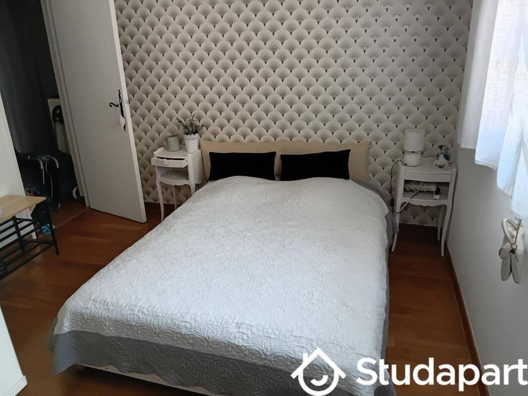 Appartement 1 pièce 11 m² · à Vallauris · 11 m² · 500 €/mois