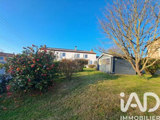 Maison à vendre 316 000 € 9 pièces 5 chambres 175 m² 853 m² de terrain La Ferrière 85280