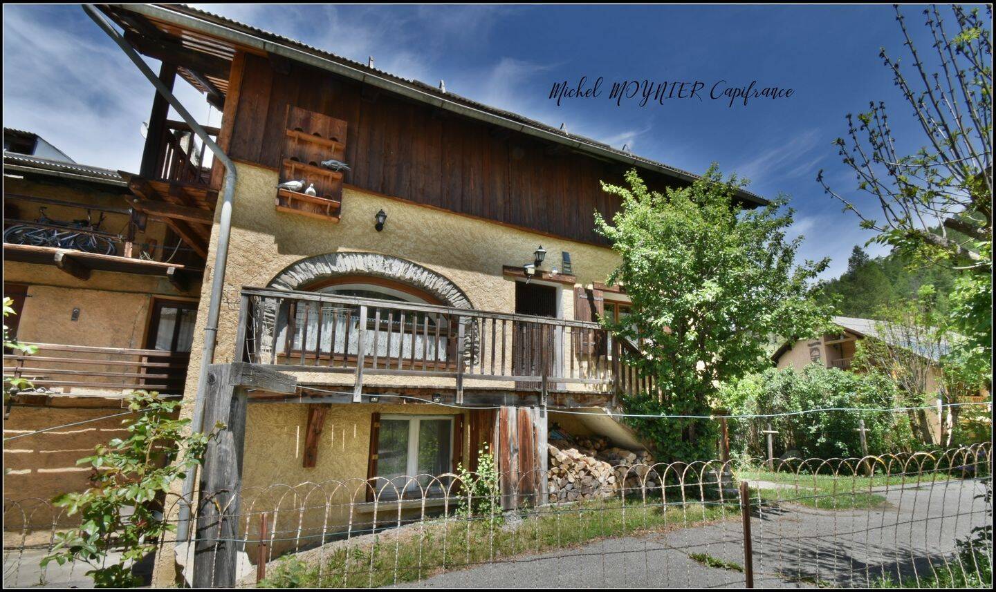Maison 5 pièces 91 m² · à Château-Ville-Vieille · 91 m² · 318 000 €