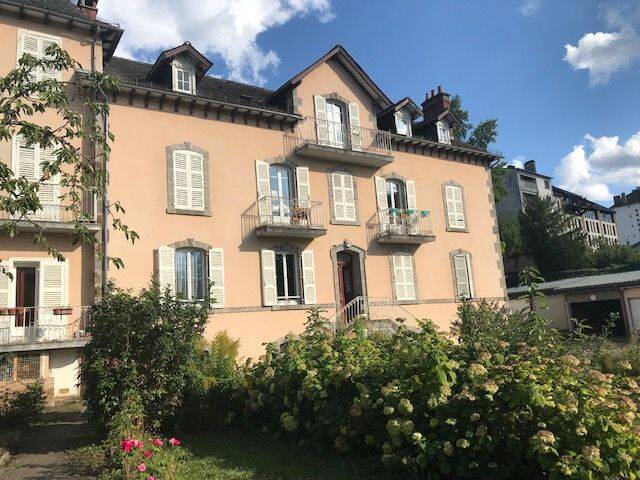 Appartement 3 pièces 60 m² · à Aurillac · 60 m² · 550 €