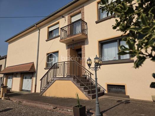 Maison à vendre 147 000 € 7 pièces 5 chambres 144 m² 1 464 m² de terrain Nousseviller-Saint-Nabor 57990