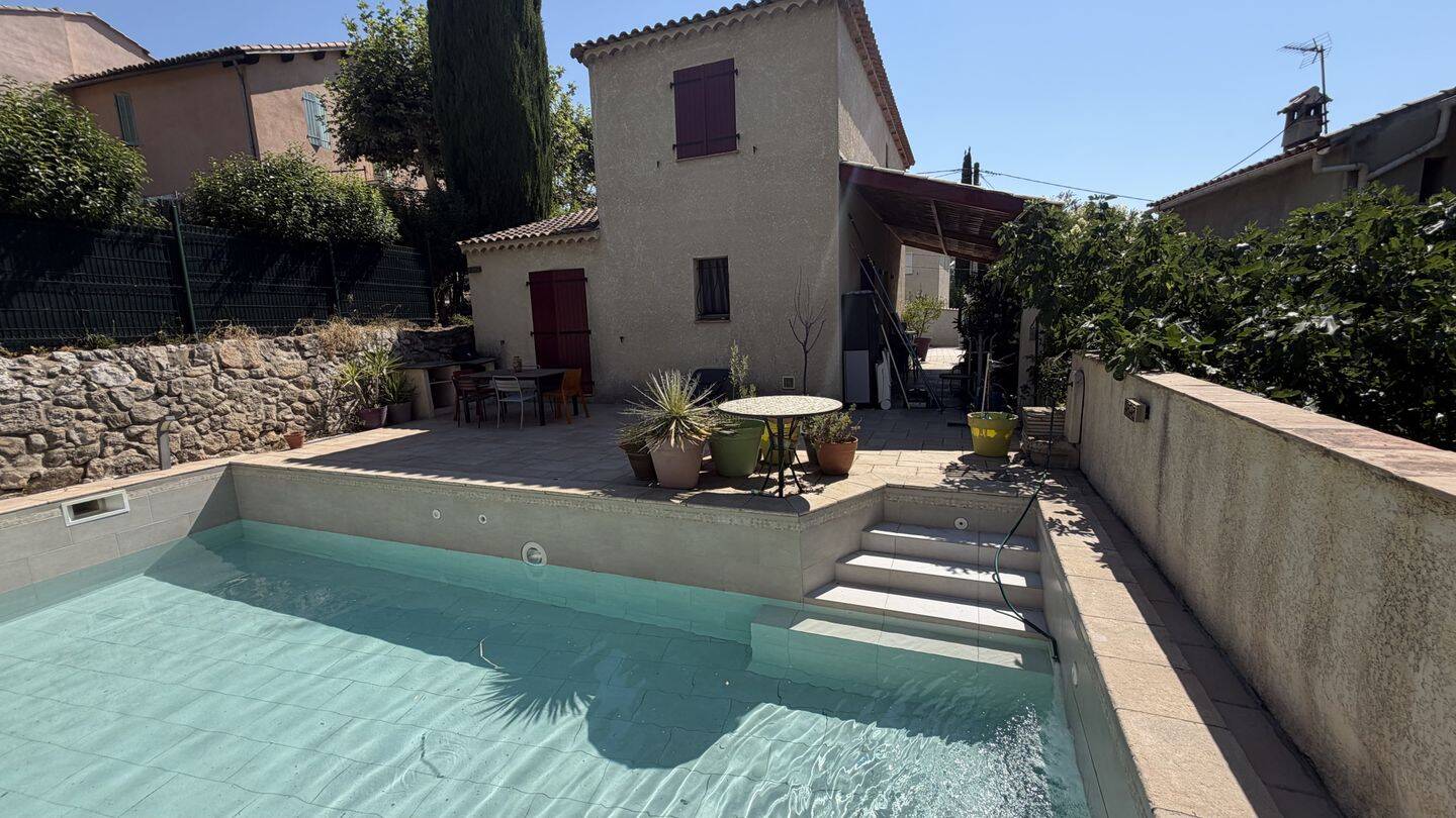 Maison 4 pièces 84 m² · à Allauch · 83,6 m² · 475 000 €