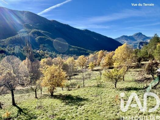 Maison à vendre 695 000 € 10 pièces 9 chambres 230 m² 6 000 m² de terrain Castellane 04120