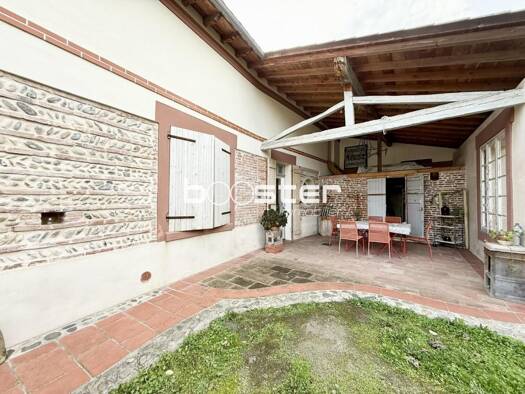 Maison à vendre 885 000 € 10 pièces 7 chambres 228 m² 630 m² de terrain Arènes Toulouse 31300