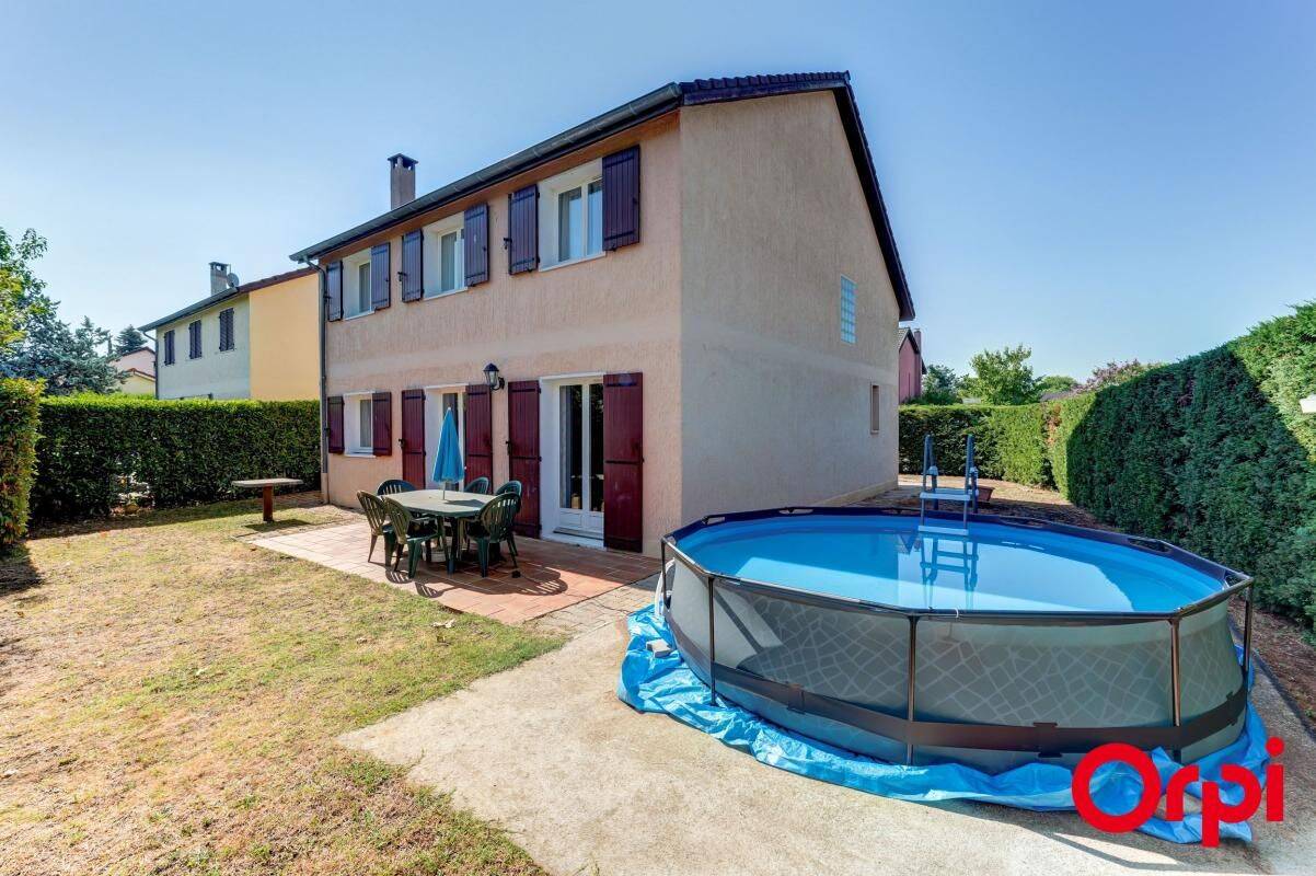 Maison 6 pièces 134 m² · à Chassieu · 134 m² · 450 000 €