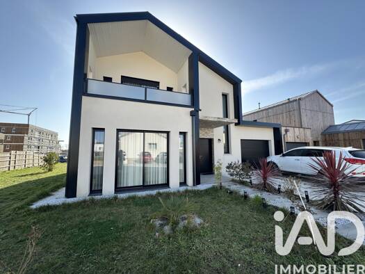 Maison à vendre 578 900 € 6 pièces 5 chambres 150 m² 494 m² de terrain Angers 49000