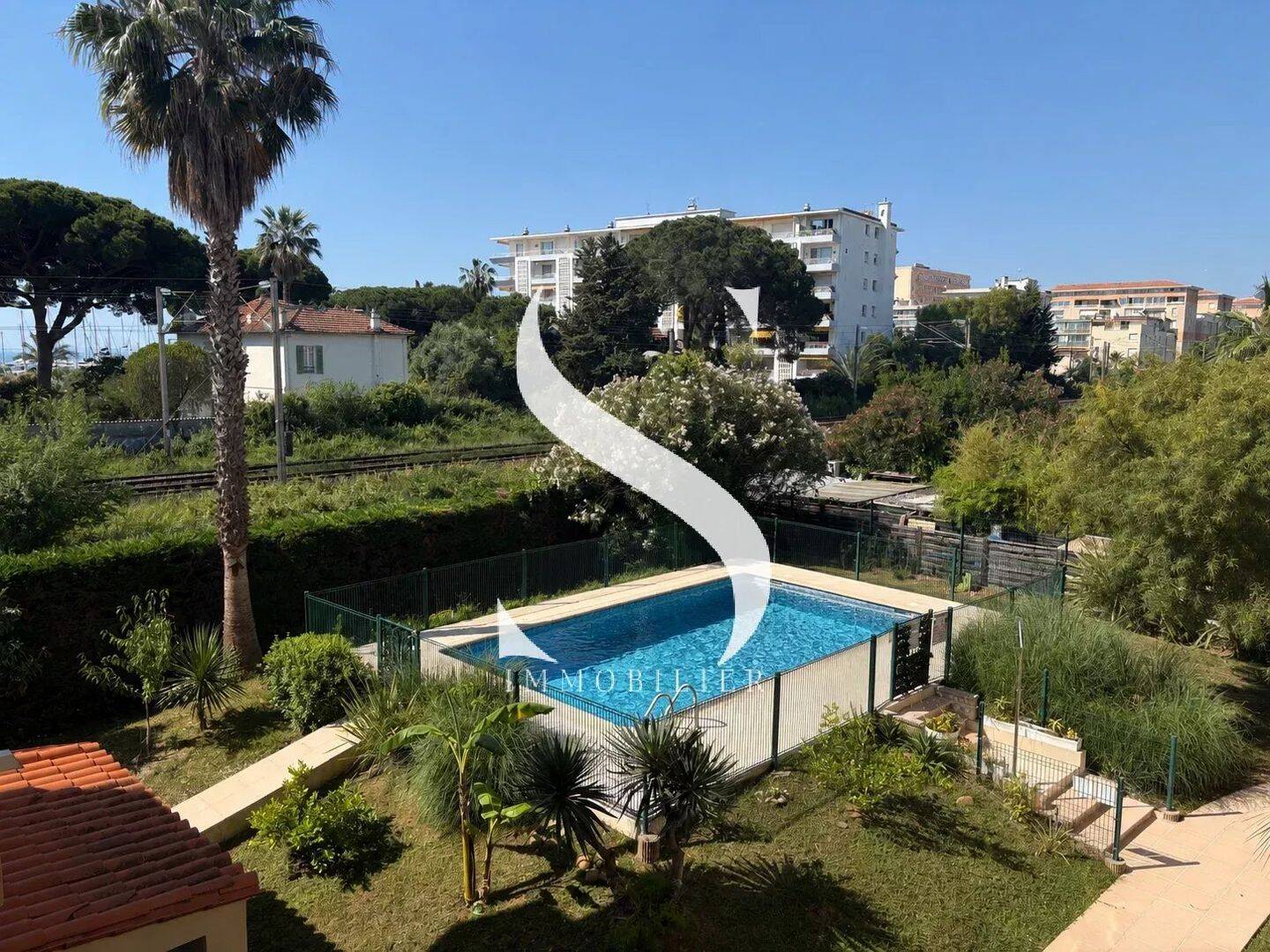 Appartement 2 pièces 28 m² · à Vallauris · 28 m² · 700 €/mois