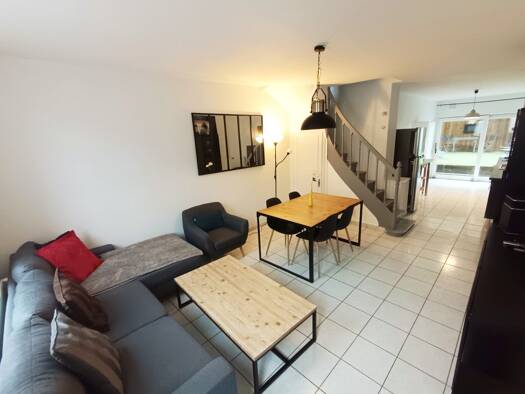 Maison à louer 920 € 4 pièces 3 chambres 74 m² Saint Maurice Amiens 80000