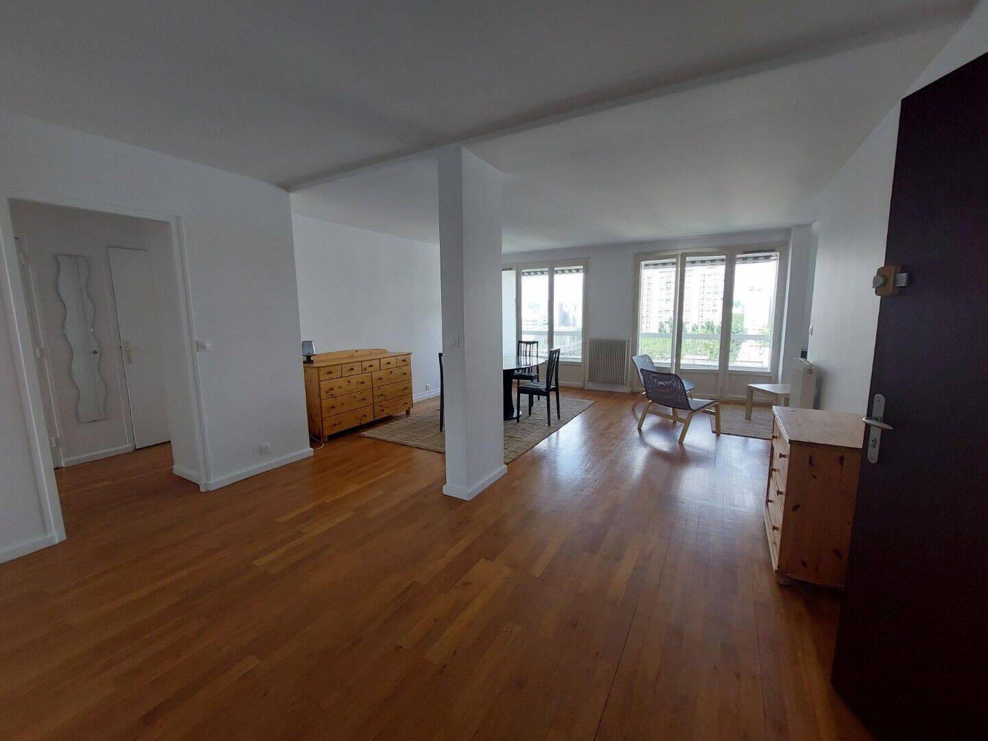Appartement 4 pièces 100 m² · à Villeurbanne · 100 m² · 1 500 €/mois