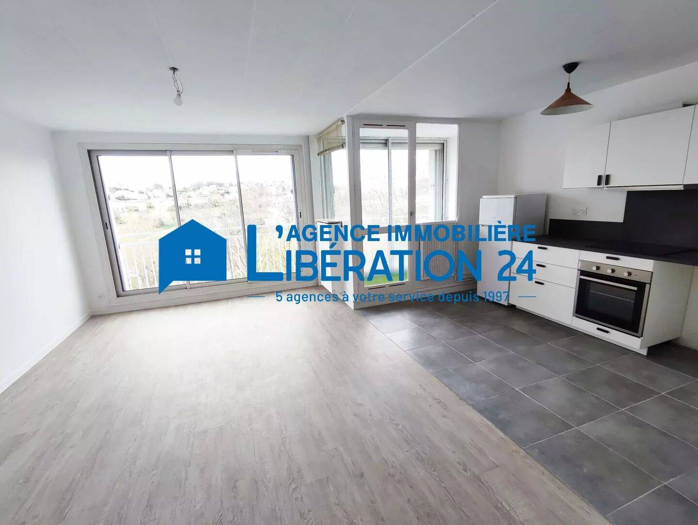 Appartement 3 pièces 65 m² · à Saint-Étienne · 65,3 m² · 630 €