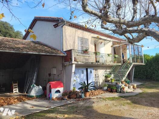 Maison à vendre 240 000 € 4 pièces 2 chambres 85 m² 1 230 m² de terrain Visan 84820