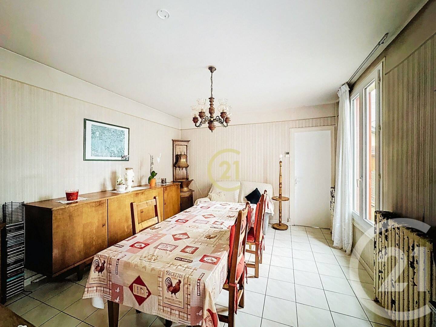 Maison 4 pièces 73 m² · à Bobigny · 72,6 m² · 259 000 €