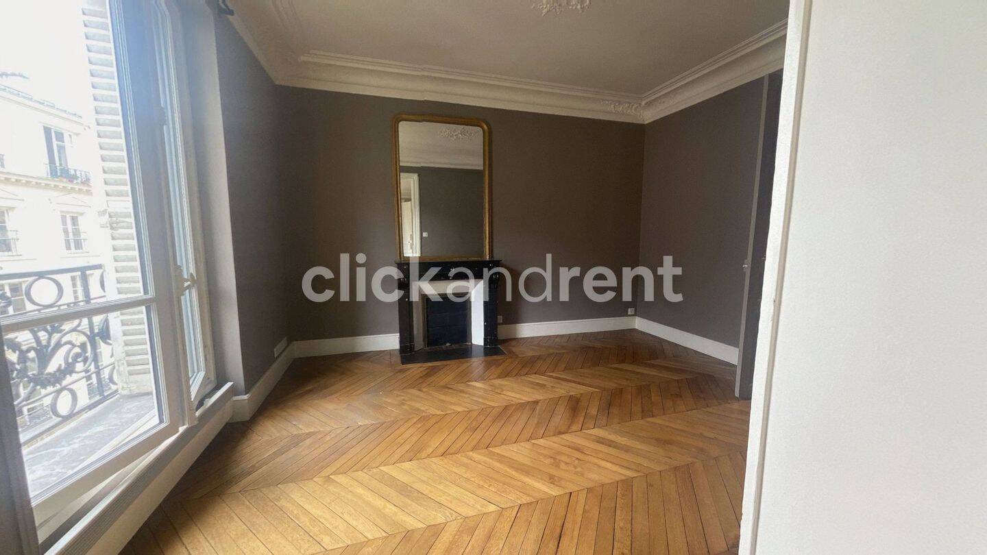 Appartement 4 pièces 112 m² · à Paris 6ème Arrondissement · 112,1 m² · 5 108 €