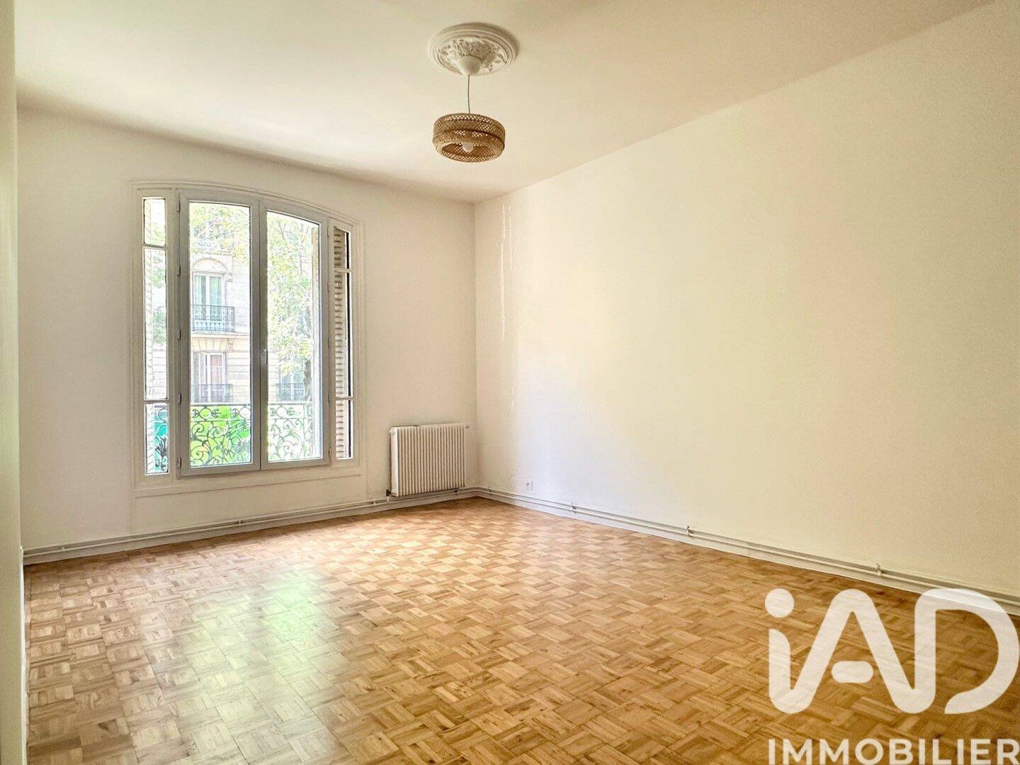 Appartement 3 pièces 62 m² · à Paris 18ème Arrondissement · 61,9 m² · 447 000 €