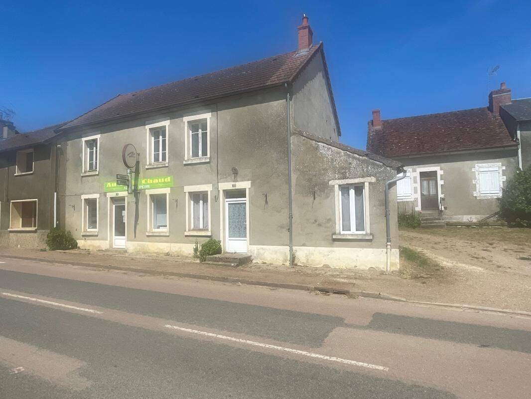 Maison 5 pièces 191 m² · à Bazolles · 190,9 m² · 33 000 €