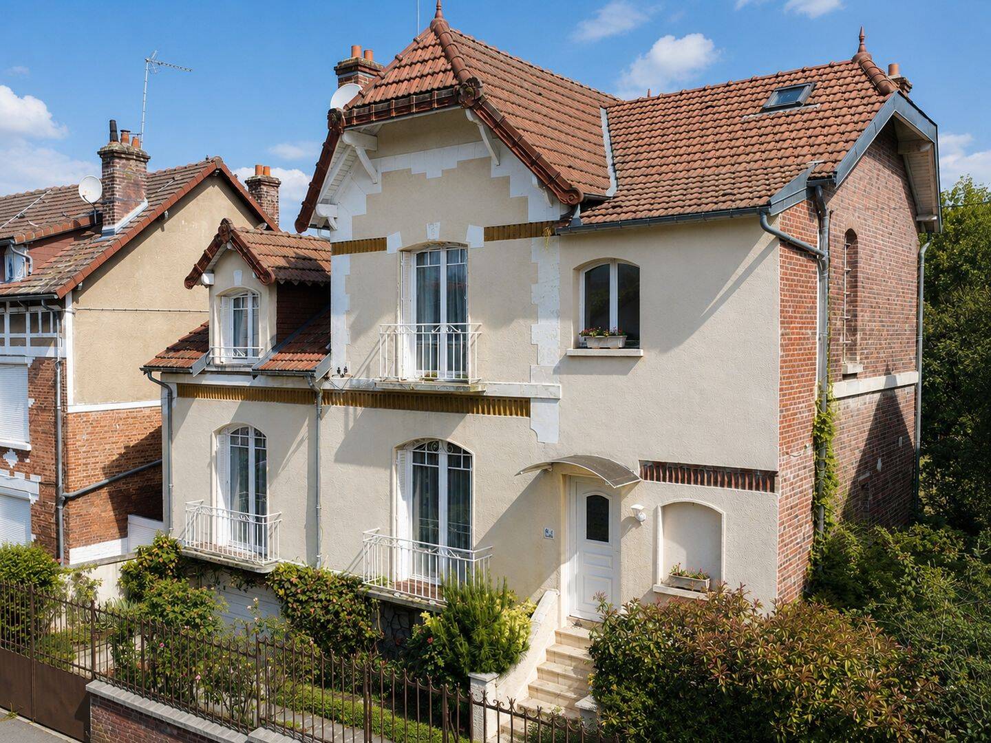 Maison 10 pièces 172 m² · à Soissons · 172 m² · 394 000 €