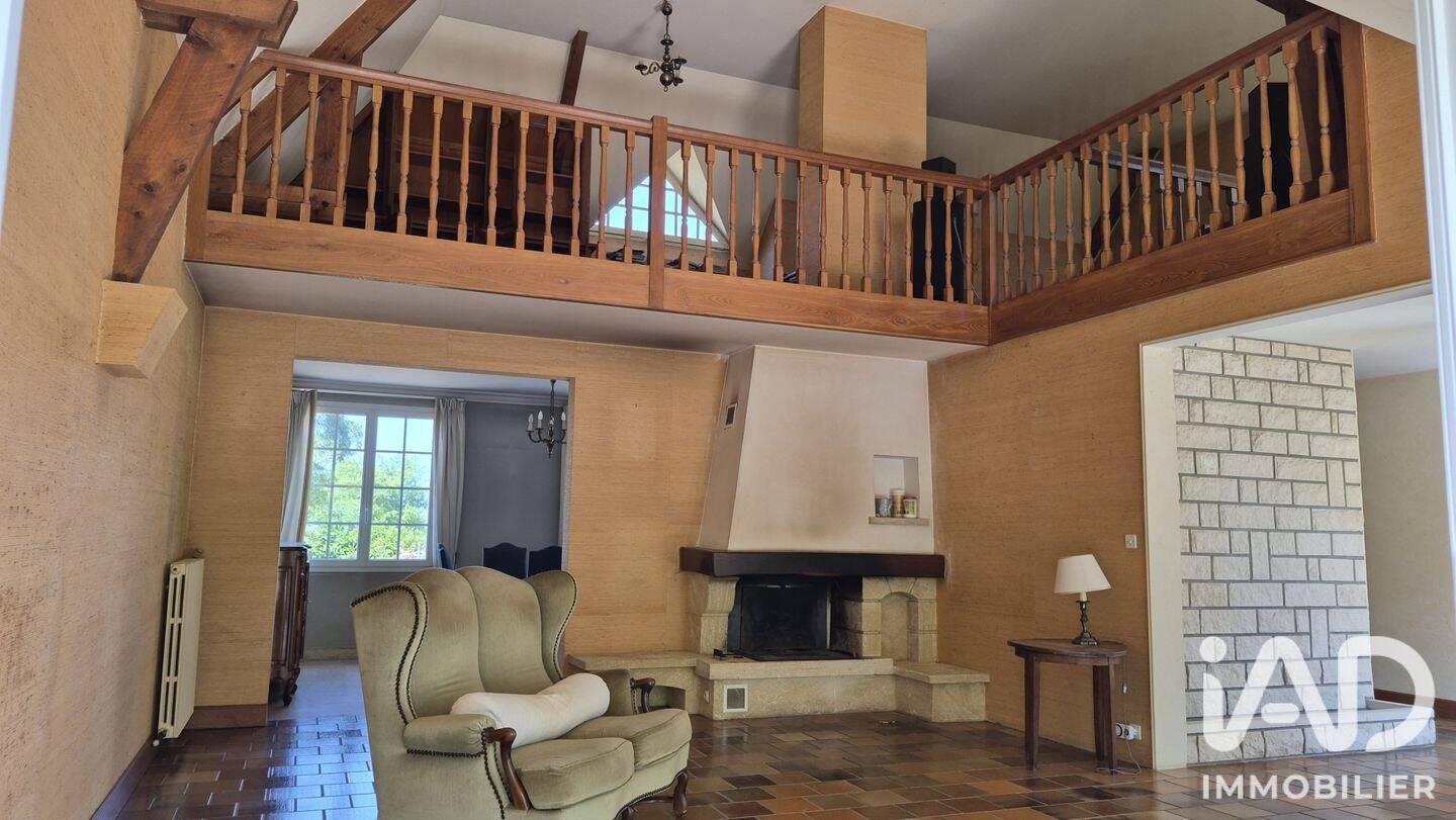 Maison 7 pièces 160 m² · à Rives-du-Loir-en-Anjou · 160 m² · 378 000 €
