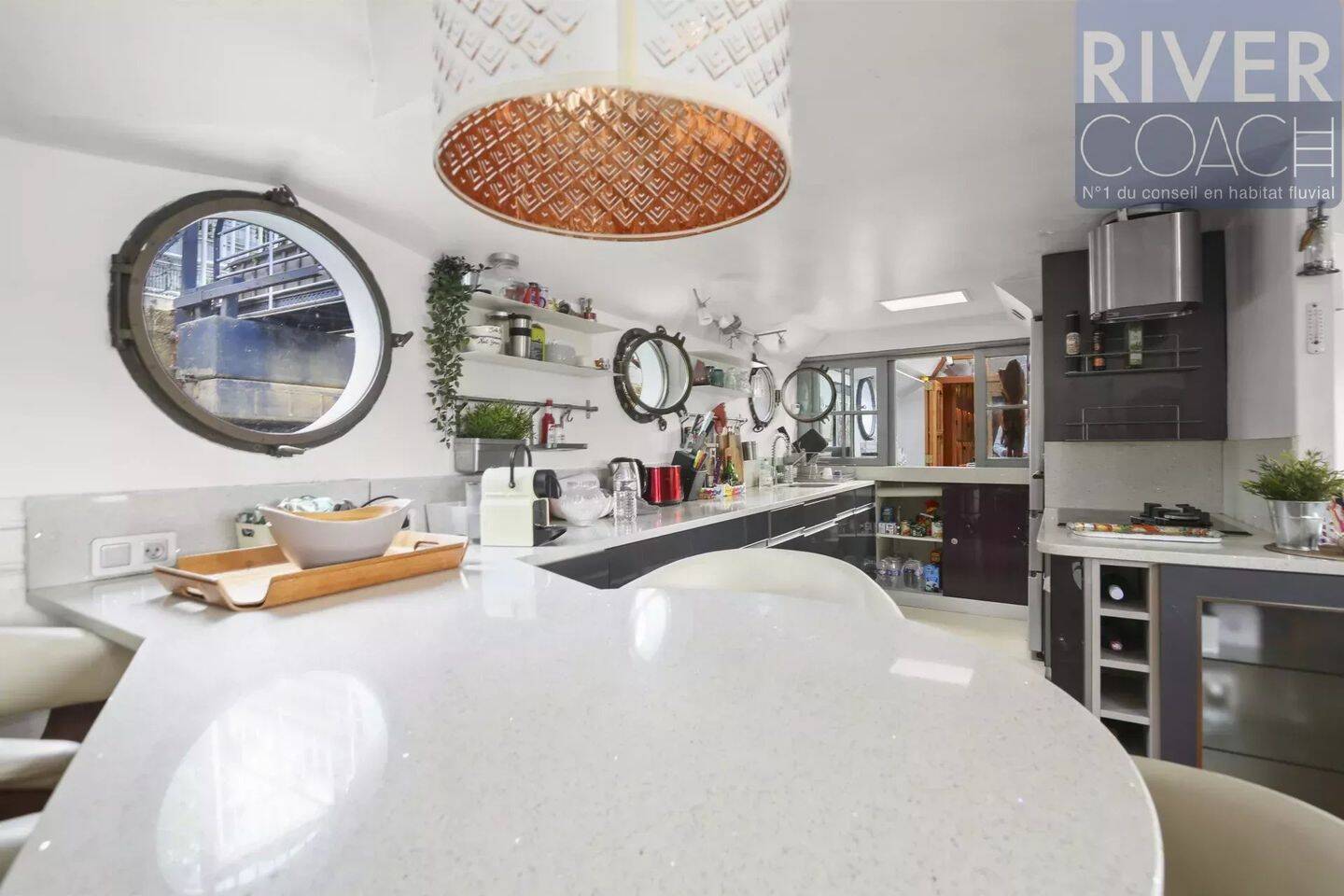 Appartement 7 pièces 180 m² · à Levallois-Perret · 180 m² · 890 000 €