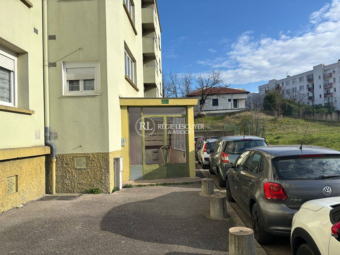 Appartement 3 pièces 56 m² · à Décines-Charpieu · 56,2 m² · 800 €/mois