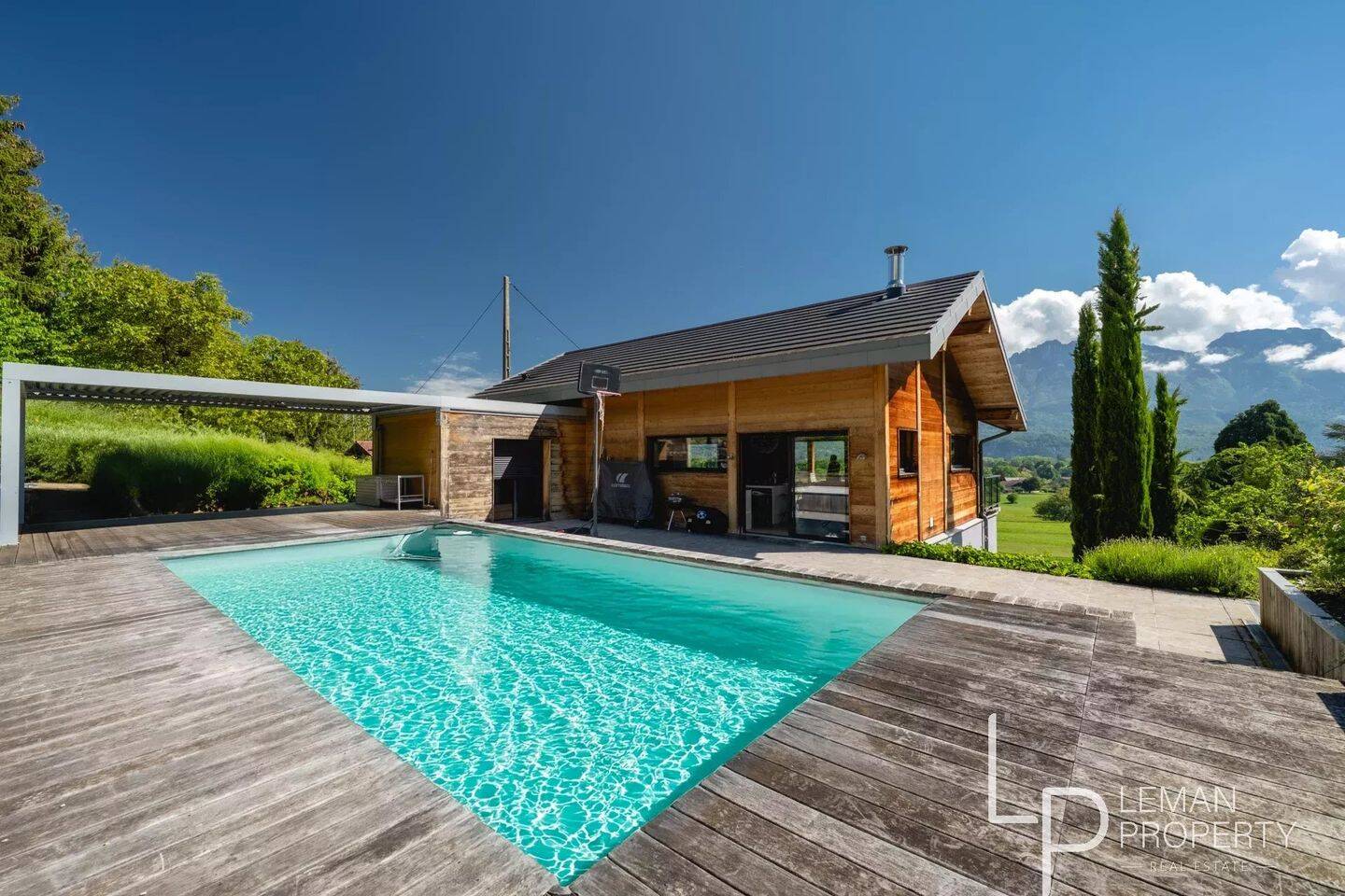 Maison 6 pièces 200 m² · à Saint-Jorioz · 200 m² · 1 550 000 €
