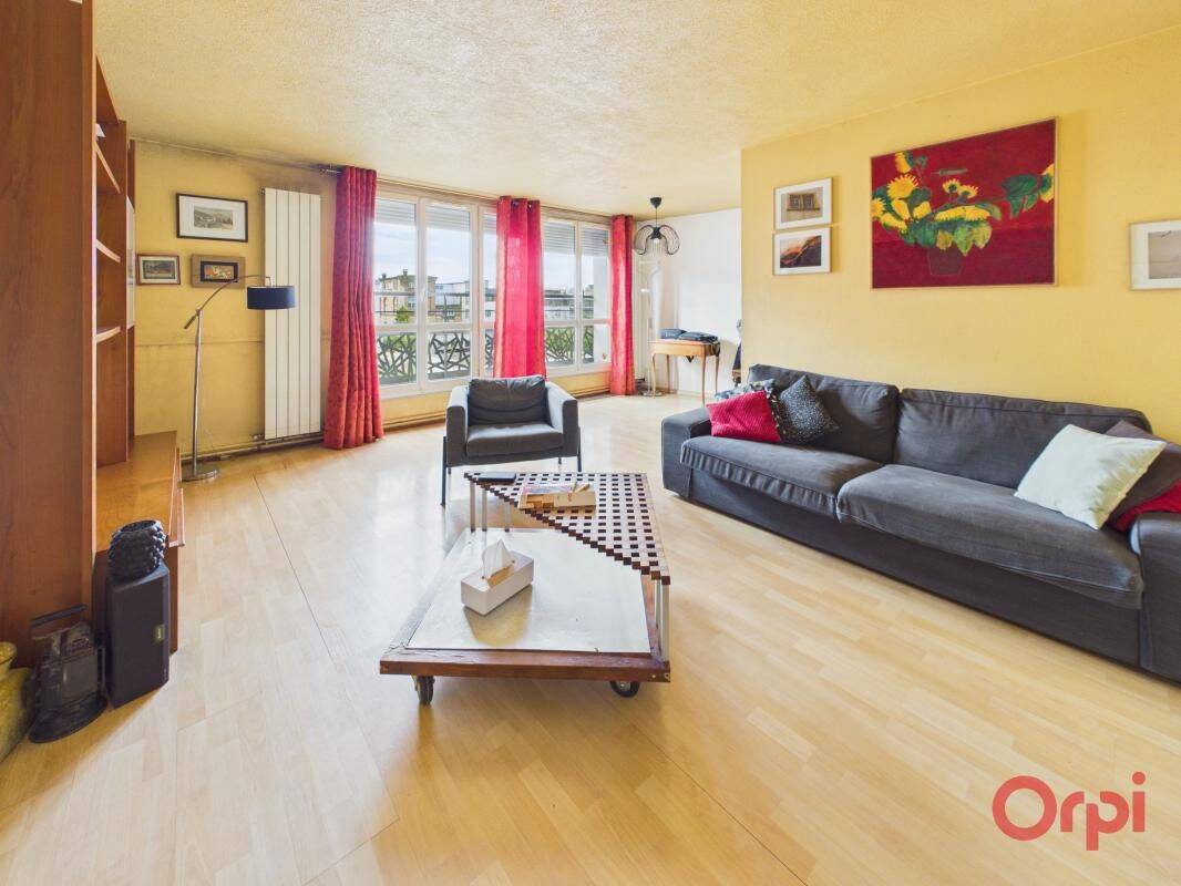 Appartement 5 pièces 120 m² · à Strasbourg · 120 m² · 237 000 €