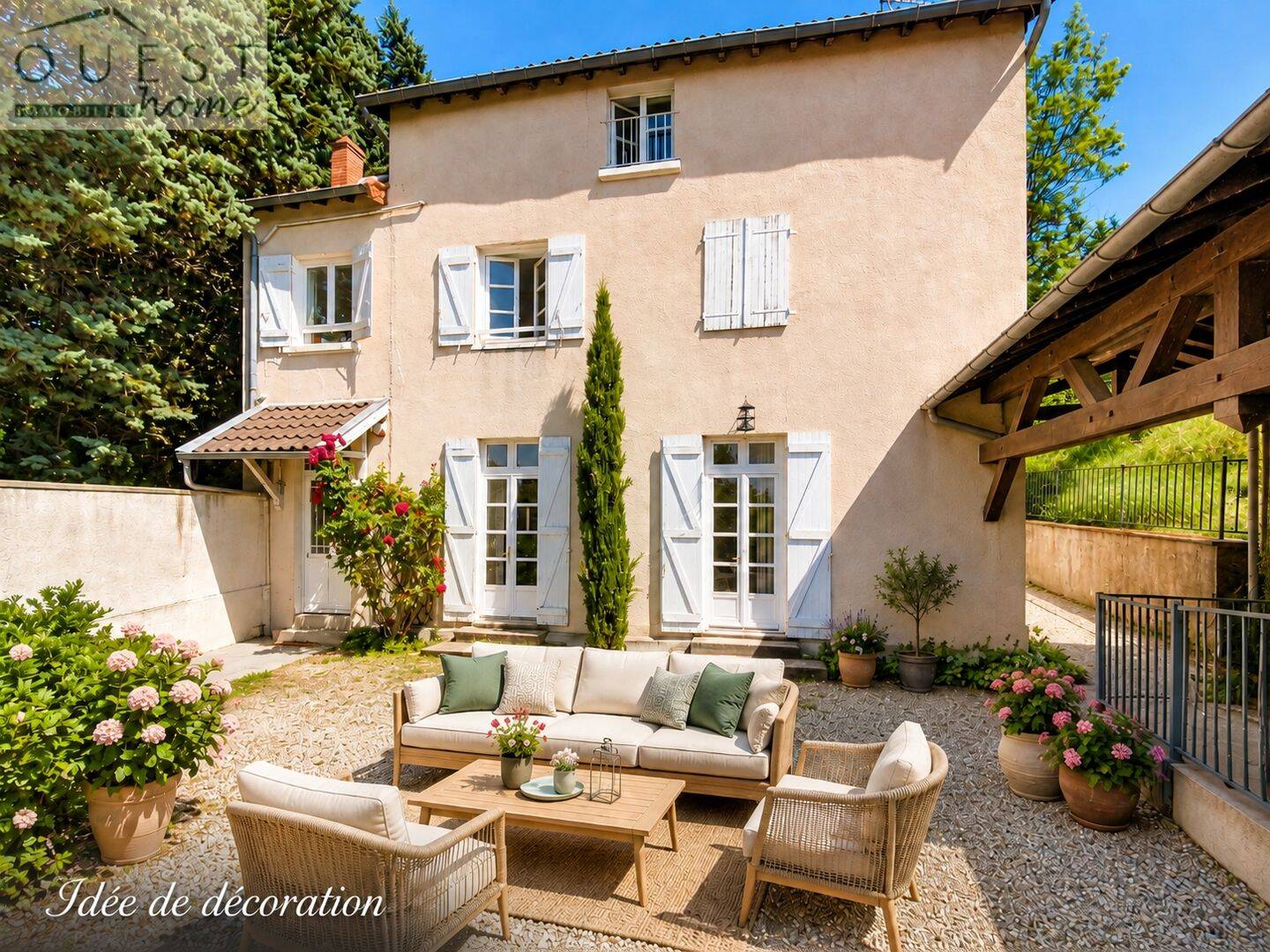 Maison 10 pièces 250 m² · à Charbonnières-les-Bains · 250 m² · 760 000 €