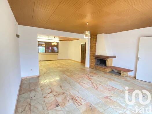 Maison de plain-pied à vendre 168 000 € 6 pièces 3 chambres 186 m² 1 273 m² de terrain Morsbach 57600