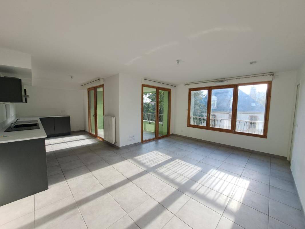Appartement 4 pièces 78 m² · à Le Pont-de-Claix · 78 m² · 1 028 €/mois