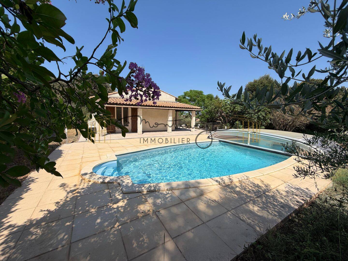 Maison 4 pièces 92 m² · à Mus · 91,5 m² · 1 600 €/mois